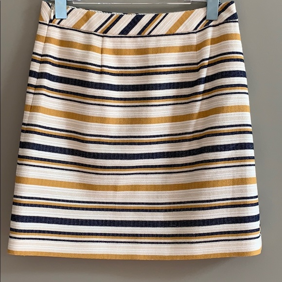 Brooks Brothers Striped Skirt Size 2 - Picture 3 of 6